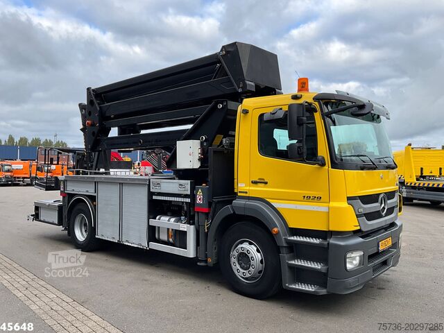 Plataforma elevatória Mercedes-Benz Axor 1828 GSR 32 Meter hoogwerker met Jib