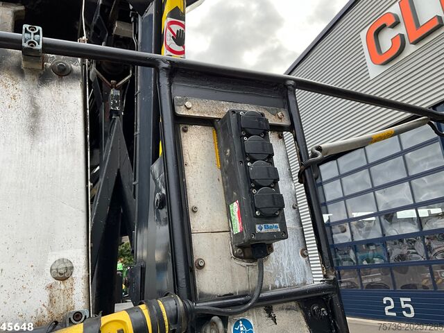 Plataforma elevatória Mercedes-Benz Axor 1828 GSR 32 Meter hoogwerker met Jib