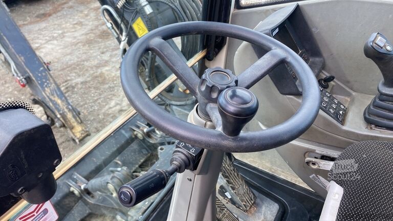 Mobiele graafmachine Schaeff TW 95
