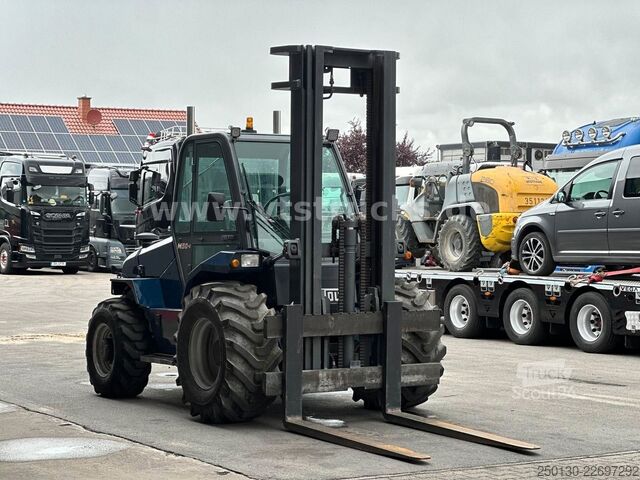 Empilhadeira todo-o-terreno MANITOU M50-4 4x4 Geländestapler