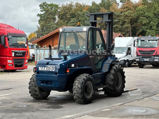 Empilhadeira todo-o-terreno MANITOU M50-4 4x4 Geländestapler