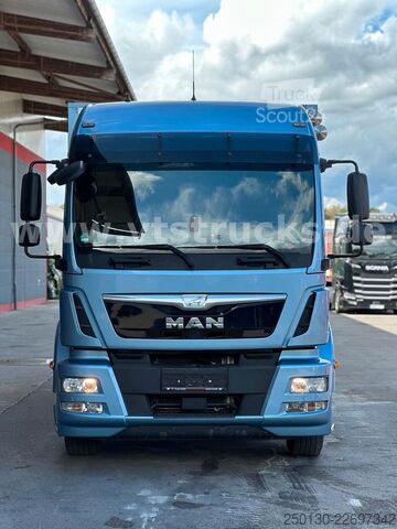 Tovorni avtomobil za prevoz živine MAN TGM 15.290 1 Stock Köstner Viehaufbau