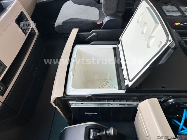 Standard dragbil MAN TGX 18.460 XXL *ACC*Standklima*