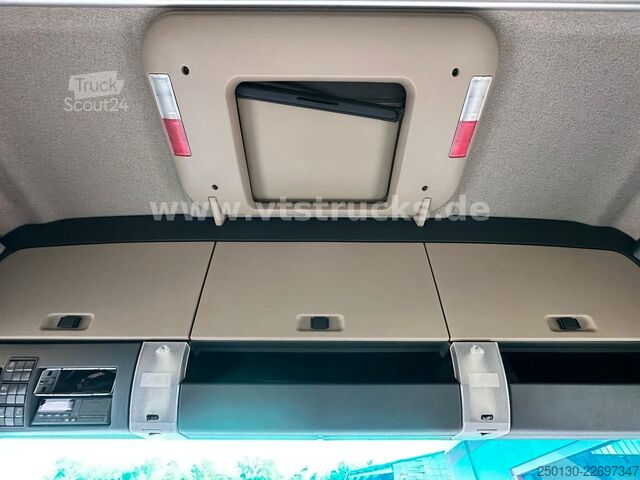 Standard dragbil MAN TGX 18.460 XXL *ACC*Standklima*