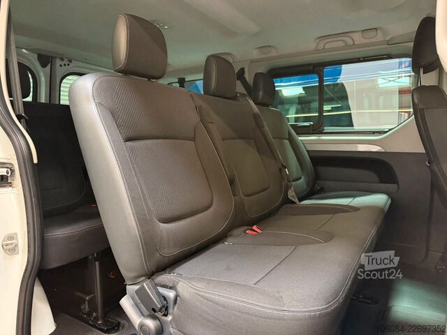 Minibusz RENAULT Trafic Kombi L1H1 Life Style 8 Sitze AC LED PDC