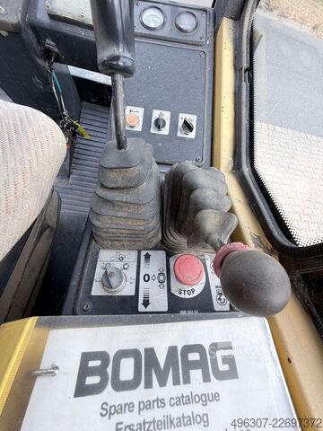 Rouleau monocylindre BOMAG BW 170 DH3