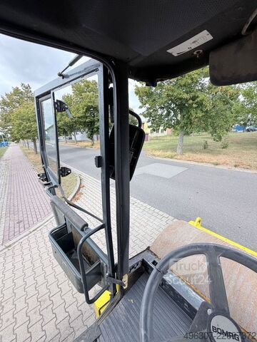 Rouleau monocylindre BOMAG BW 170 DH3