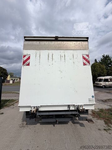Fourgon tôlé IVECO ML75E18
