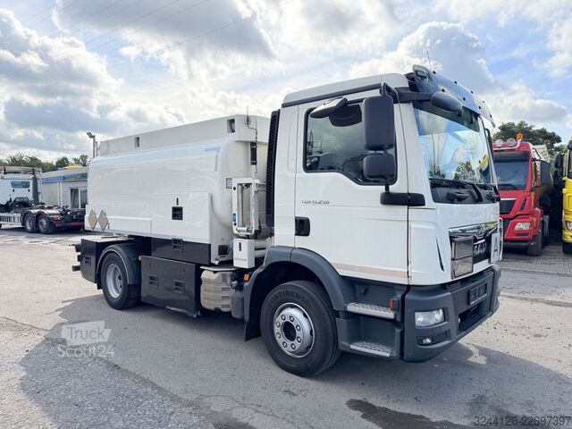 Camion-citerne MAN TGM 15.250L Tankwagen Hage+Knapp/2Kammern9.000L