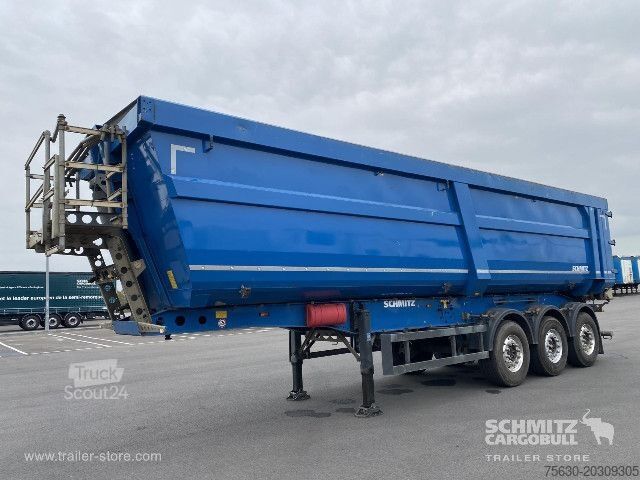 Kippers oplegger Schmitz Cargobull Semitrailer Tipper Steel half pipe body 46m³