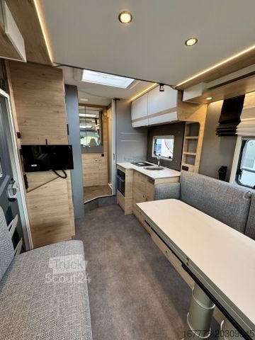 Ημιενσωματωμένο αυτοκινούμενο τροχόσπιτο DETHLEFFS Just Camp T 6762 "Assistenzpaket"