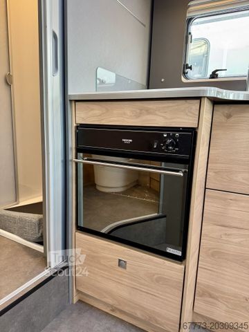 Ημιενσωματωμένο αυτοκινούμενο τροχόσπιτο DETHLEFFS Just Camp T 6762 "Assistenzpaket"