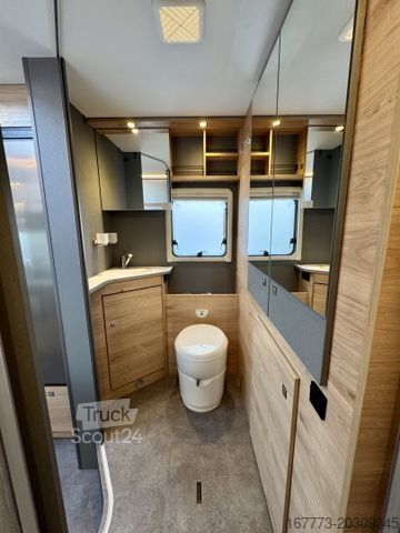 Ημιενσωματωμένο αυτοκινούμενο τροχόσπιτο DETHLEFFS Just Camp T 6762 "Assistenzpaket"