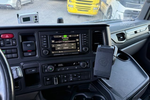 Standardní tahač SCANIA R450 4x2
