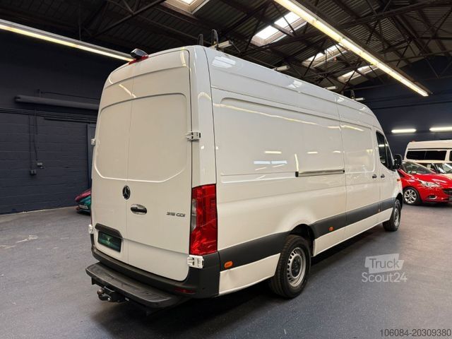 Hög tak skåpbil MERCEDES-BENZ Sprinter 315 MAXI Klima 360° Kamera MBUX AHK