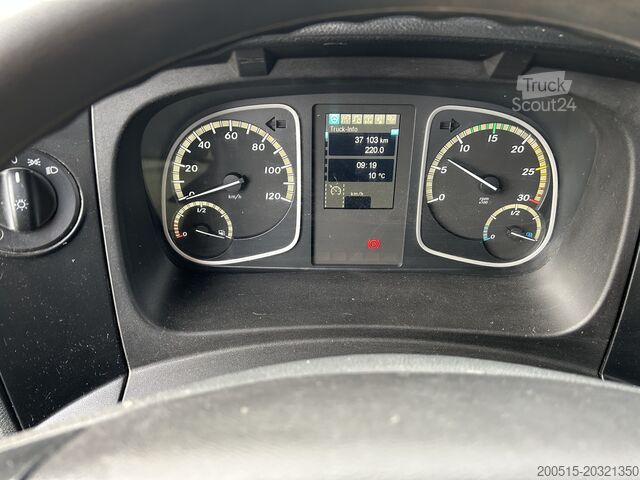 Самоскид Mercedes-Benz Atego 821
