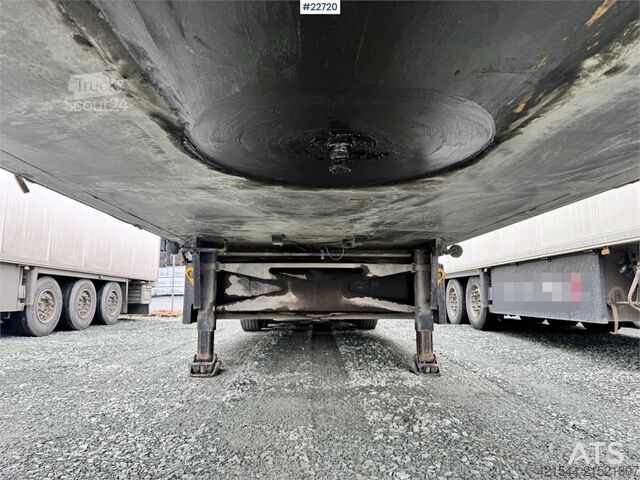 شبه مقطورة صندوق مبرد من Schmitz – متوفر عدة وحدات! Schmitz refrigerated box semi-trailer – Several available!