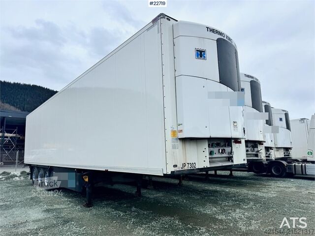 Schmitz SKO 24 koel-vries oplegger met vriezer Schmitz SKO 24 refrigerated box semi-trailer with freezer