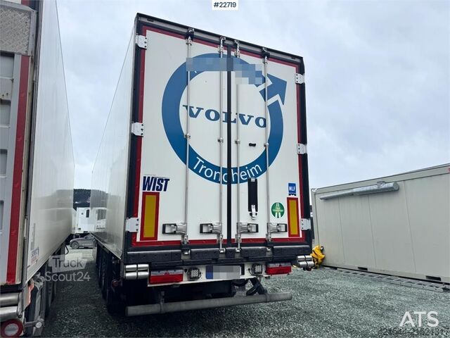 Schmitz SKO 24 koel-vries oplegger met vriezer Schmitz SKO 24 refrigerated box semi-trailer with freezer