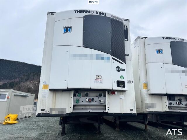 Schmitz SKO 24 koel-vries oplegger met vriezer Schmitz SKO 24 refrigerated box semi-trailer with freezer