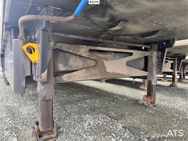 Schmitz SKO 24 koel-vries oplegger met vriezer Schmitz SKO 24 refrigerated box semi-trailer with freezer