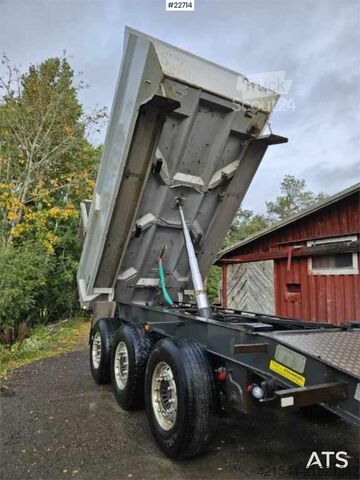 Tipper Volvo FM 540 with Maur triple trailer