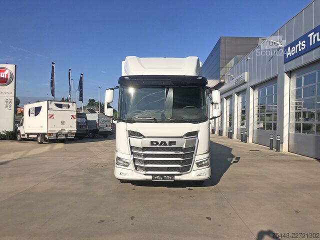 Suitcase DAF XD 310 FA 4x2 ST953 - 19T - Plywood opb. 7800mm...