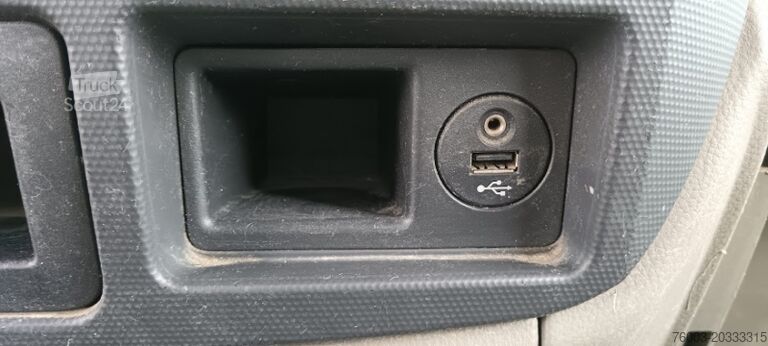 Фургон-фургон. Renault Maxity Comilev EN160TVL - 16,5m, 200kg