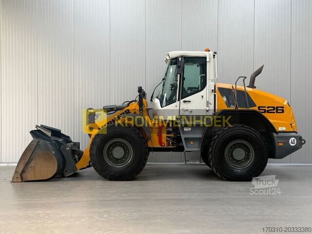 Pala gommata Liebherr L526