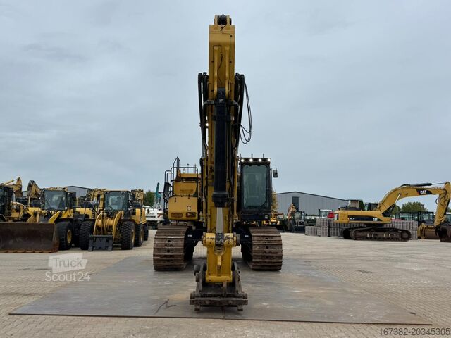 Grävmaskin Caterpillar 374FL