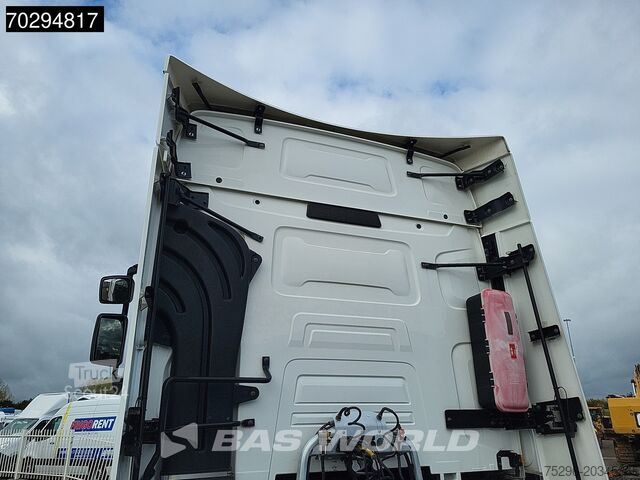 Standaard trekker Renault T 520 4X2 Retarder 2x Tanks Euro 6