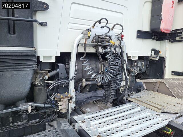 Standaard trekker Renault T 520 4X2 Retarder 2x Tanks Euro 6