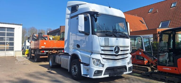 Mercedes-Benz Actros 1842 Mercedes-Benz Actros 1842