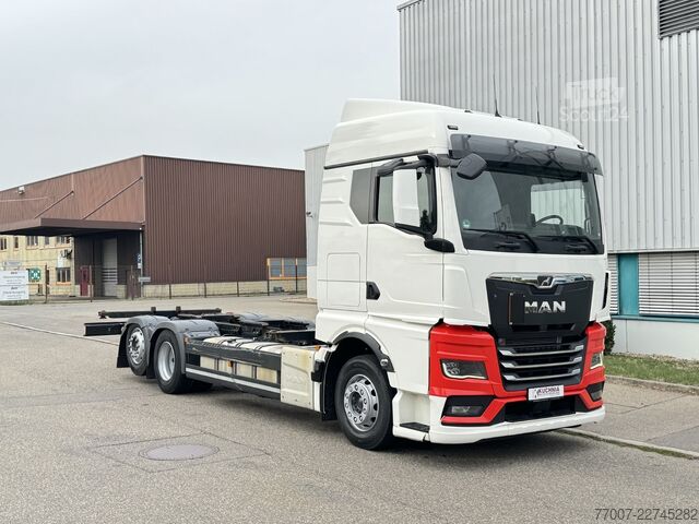 Şasiu pentru vehicul interschimbabil BDF pentru camion MAN TGX 26.510 6x2 LL XLX BDF 7,45-7,80m