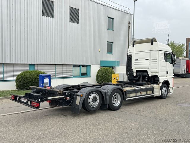 Şasiu pentru vehicul interschimbabil BDF pentru camion MAN TGX 26.510 6x2 LL XLX BDF 7,45-7,80m