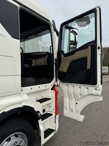 Şasiu pentru vehicul interschimbabil BDF pentru camion MAN TGX 26.510 6x2 LL XLX BDF 7,45-7,80m