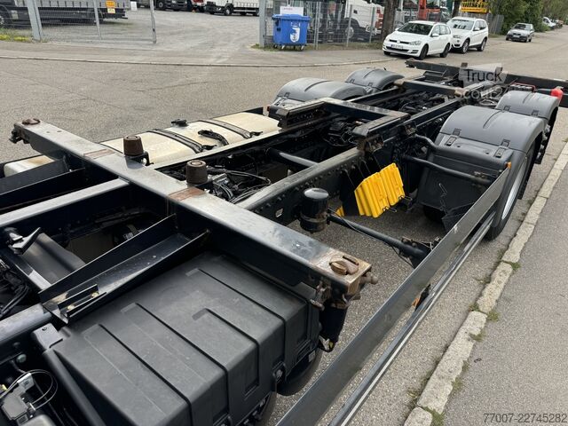 Şasiu pentru vehicul interschimbabil BDF pentru camion MAN TGX 26.510 6x2 LL XLX BDF 7,45-7,80m