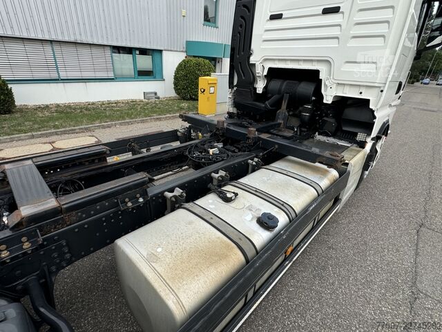 Şasiu pentru vehicul interschimbabil BDF pentru camion MAN TGX 26.510 6x2 LL XLX BDF 7,45-7,80m