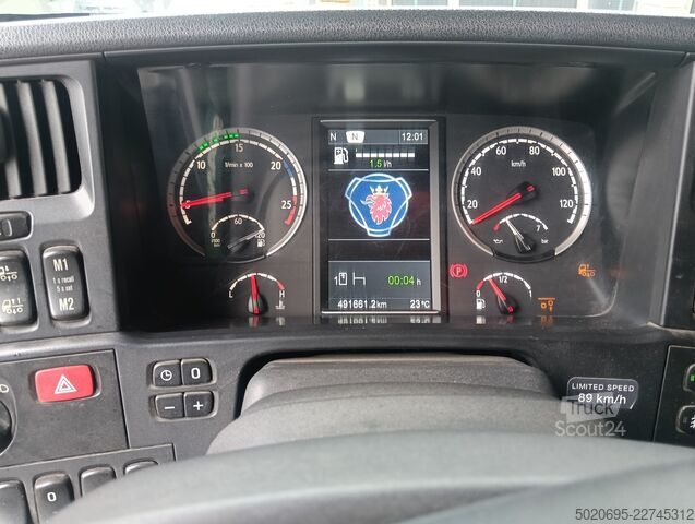 Teherautóra szerelt daru SCANIA G 490