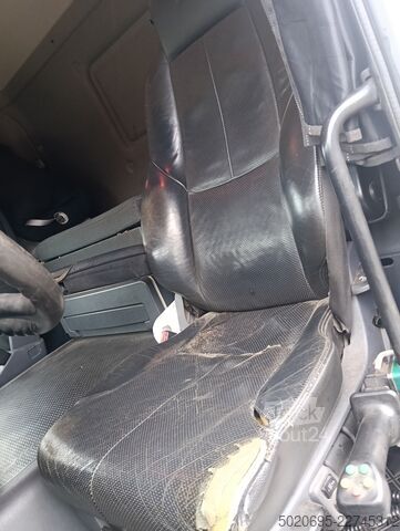 Teherautóra szerelt daru SCANIA G 490