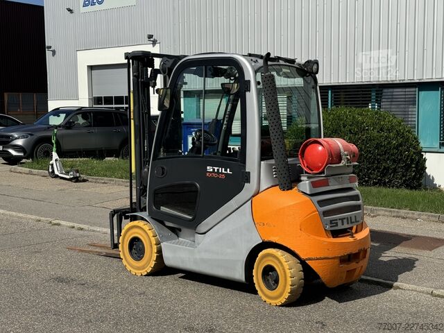 Voorlader vorkheftruck STILL RX70-25T Gas Stapler 2,5t NUR 750 Std.