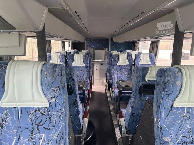 Setra S328, an fabricație 2000, 78 locuri pe scaune, normă de poluare Euro 2 Setra S328