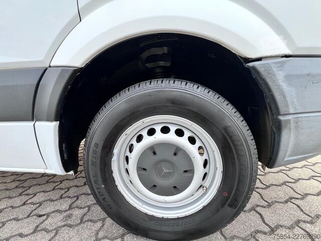 Biltransport varebil MERCEDES-BENZ Sprinter 311CDI+Neuer Aufbau+Luftfederung