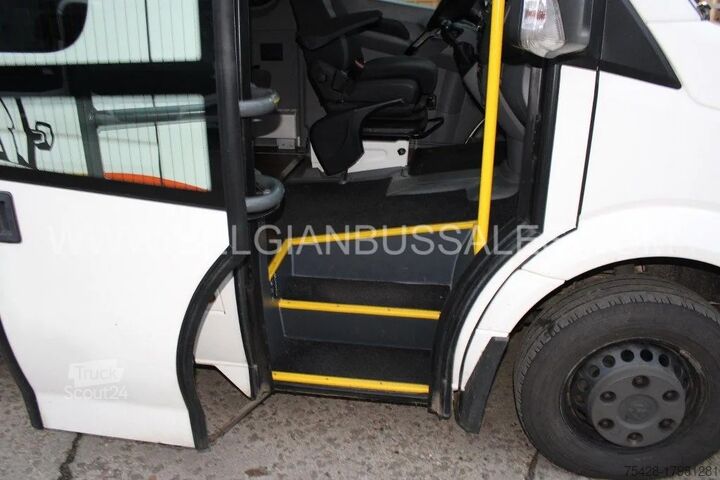 Микроавтобус VW Crafter / Sprinter / Daily / 7.4m / Airco / 19+...