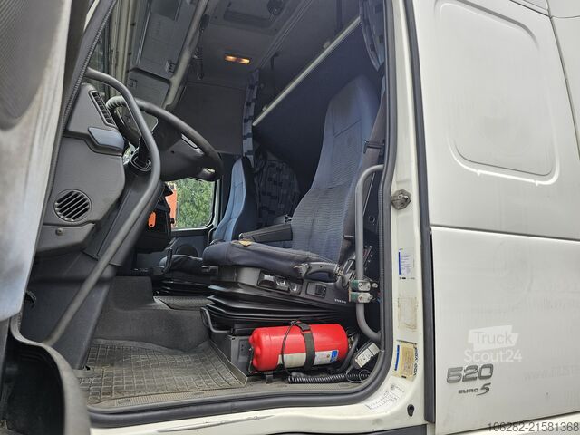 Hákový nosič kontejnerů Volvo FH520 6x4 Multilift SAWO 20T