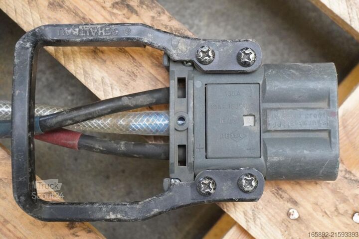 Forklift battery INDUSTRIE AUTOMATION powertron E 24 V/80A