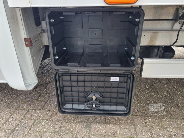 Matkalaukku Mercedes-Benz Sprinter 519 CDI/ Bakwagen/ Laadklep/ Airco/ 23...