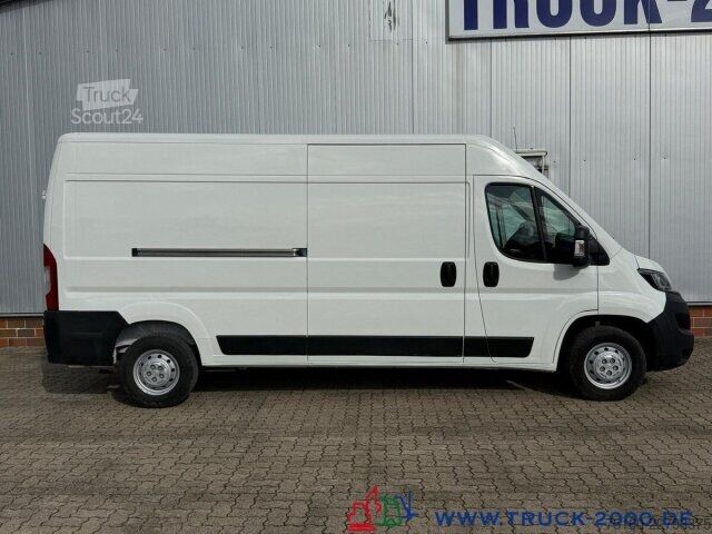 Umpikorja-auto Peugeot Boxer 335 2.2 HDi Premium Hoch+Lang Klima 3Sitze