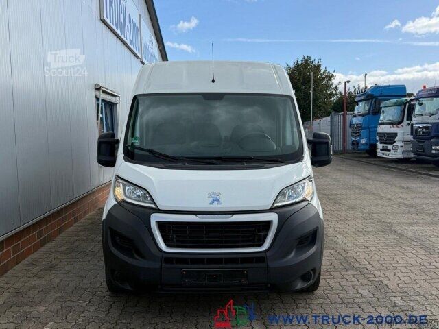 Umpikorja-auto Peugeot Boxer 335 2.2 HDi Premium Hoch+Lang Klima 3Sitze