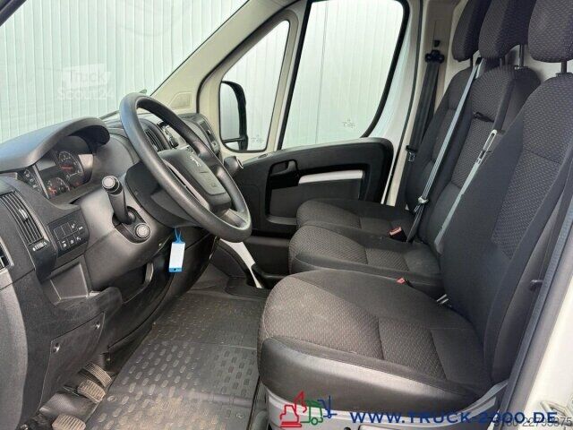 Umpikorja-auto Peugeot Boxer 335 2.2 HDi Premium Hoch+Lang Klima 3Sitze